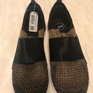 APL Techloom Bliss Women's Shoes - Size 10